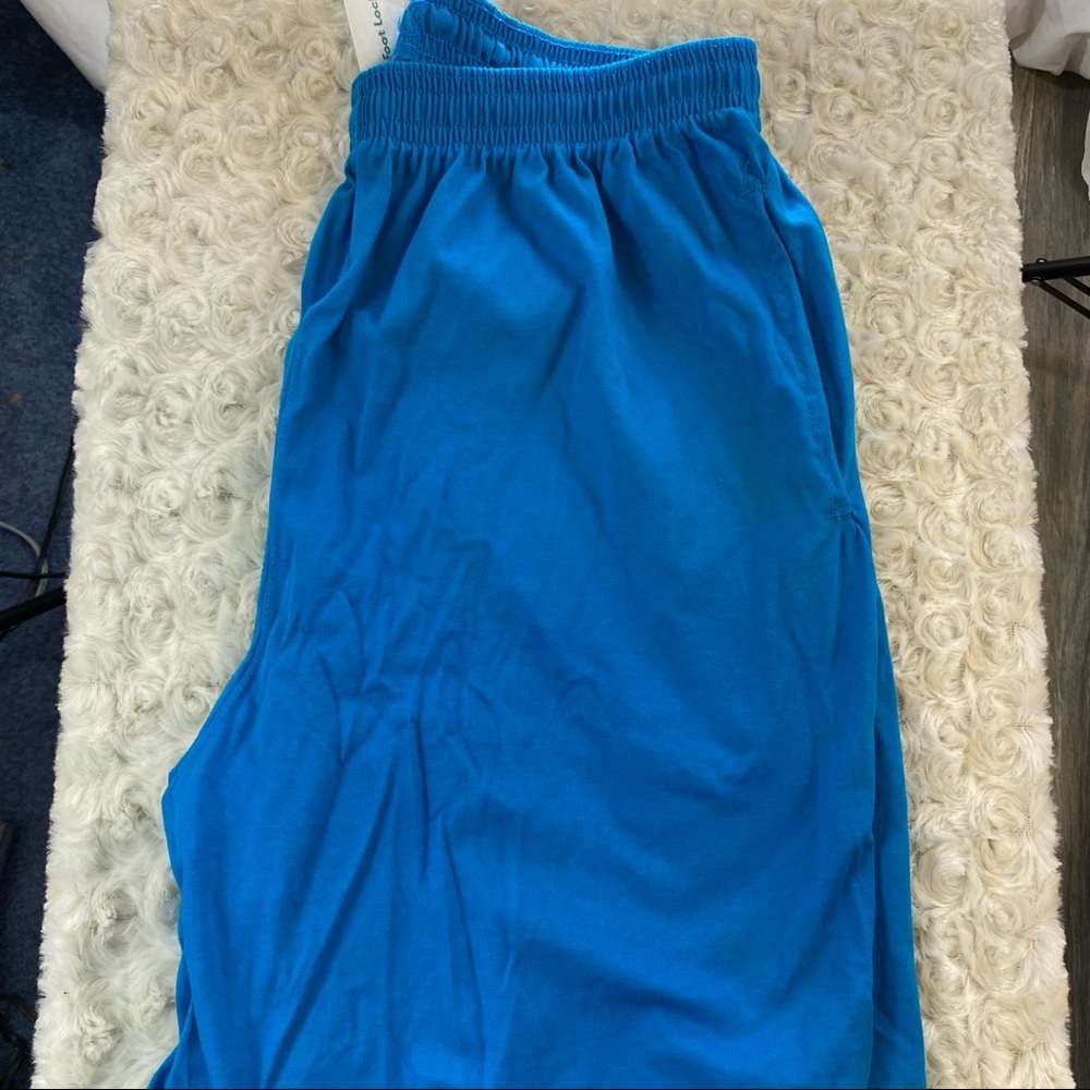 Russell athletic shorts size medium